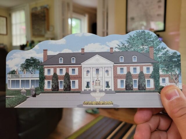 Mr Local History Trump Summer White House Cats Meow