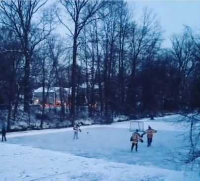 Balmiere ice hockey in 2017 Cranford below footbridge
