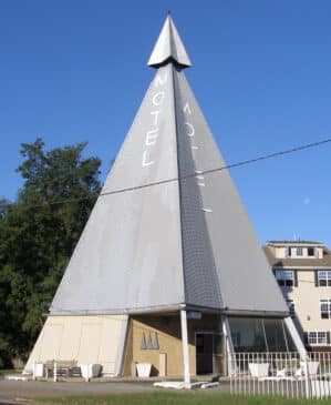 Triangle Motel Route 22