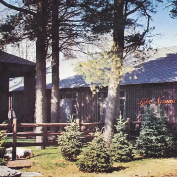 Lake Naomi Clubhouse Postcard2 c1970s