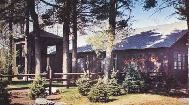 Lake Naomi Clubhouse Postcard2 c1970s