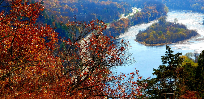 20201106 Delaware Water Gap Fall scaled