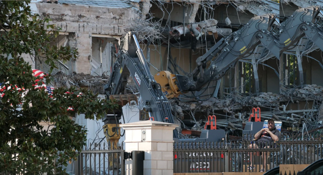 Chris Christie Beach Memes 2025 East Wing Demolition  scaled