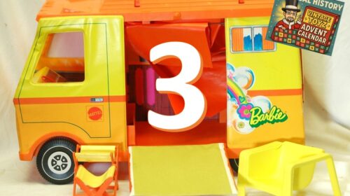 3 Barbie Camper 1970 1 2