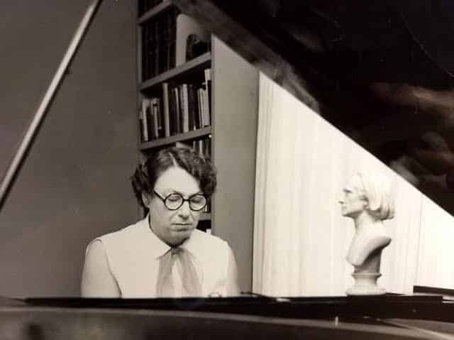 Paula Grossman Playing Piano